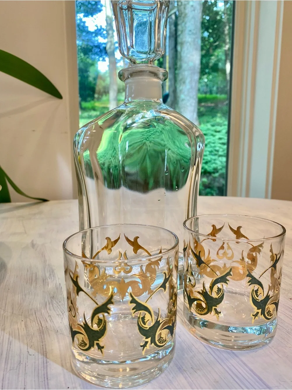 NWOT Bormioli  Rocco “Capitol” 6 sideWhiskey Decanter. Sleek & Modern . Upmarket